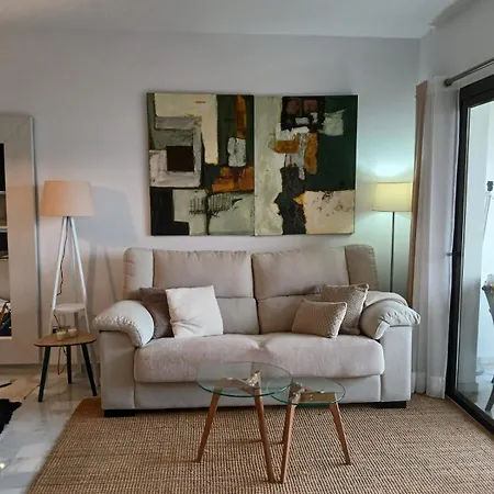 Apartamento Luxurious In 5-star Del Golf